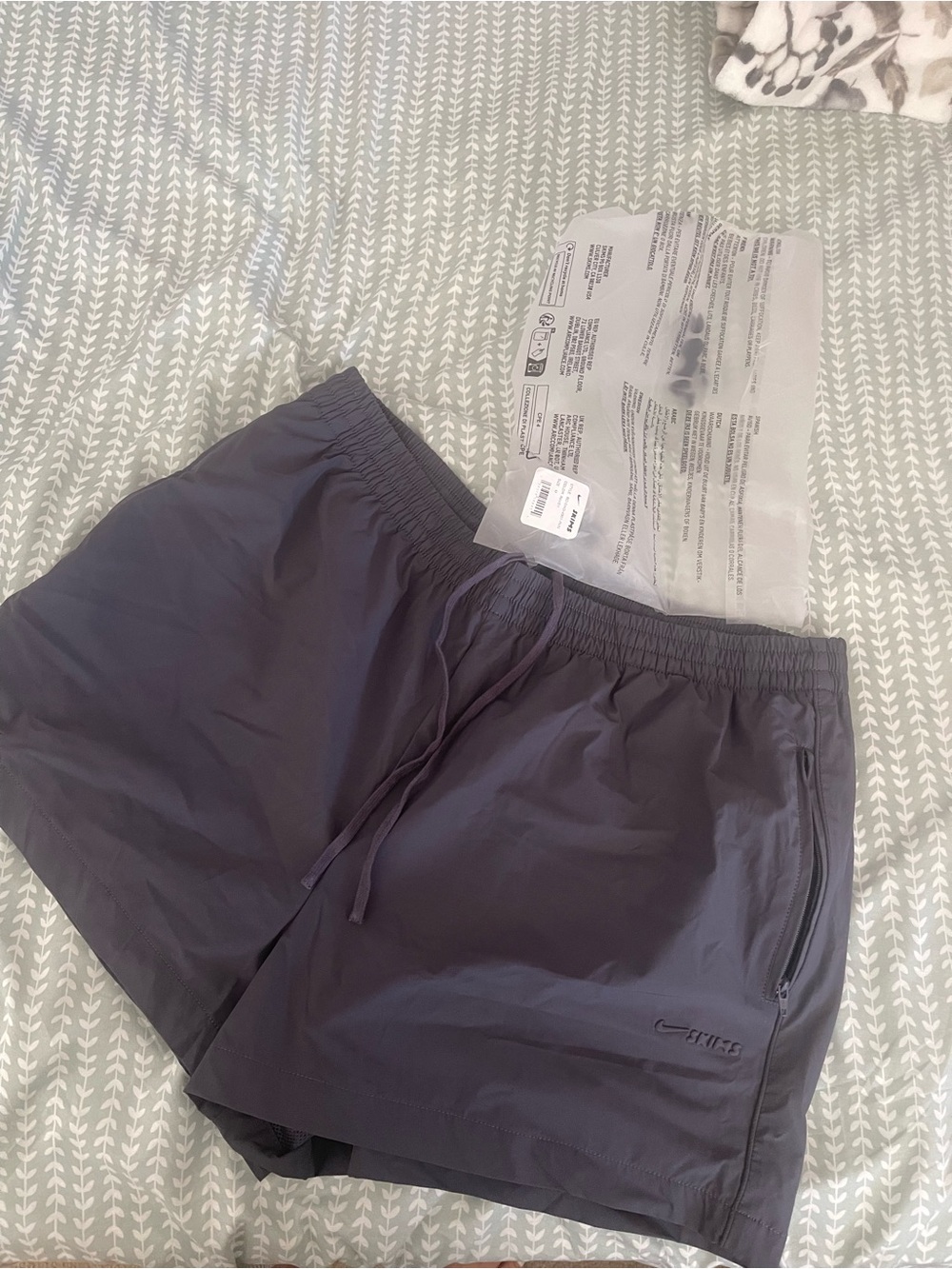 BRANS NEW (SOLD OUT ONLINE) Nike Skims 5inch Nylon Shorts